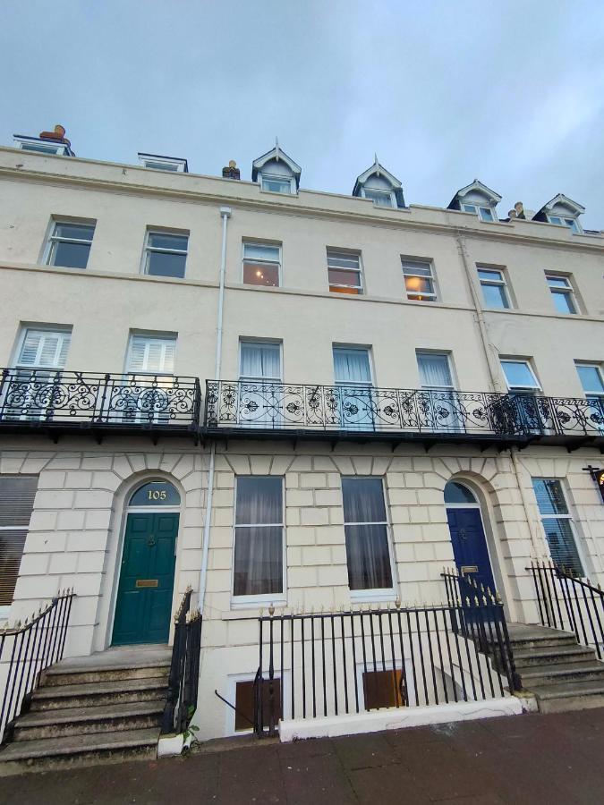 Sunrise View - Beachfront Apartment, Weymouth Exterior foto